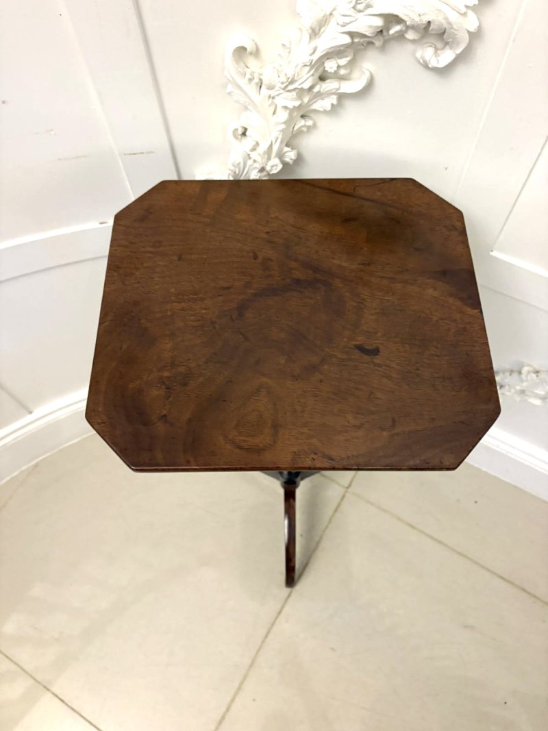 Elegant Antique Georgian Quality Mahogany Tripod Occasional / Lamp Table